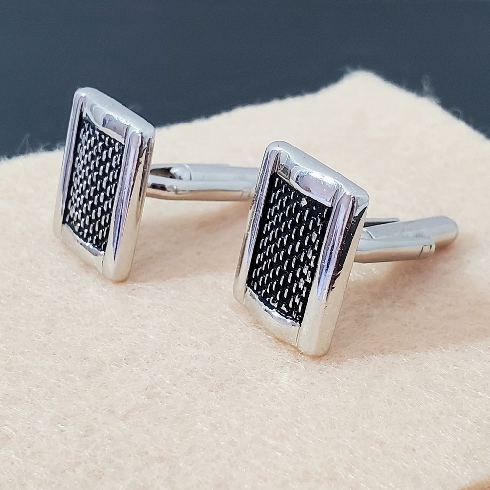 Silver & Black Herringbone Mesh Rectangular Cufflinks - Unisex